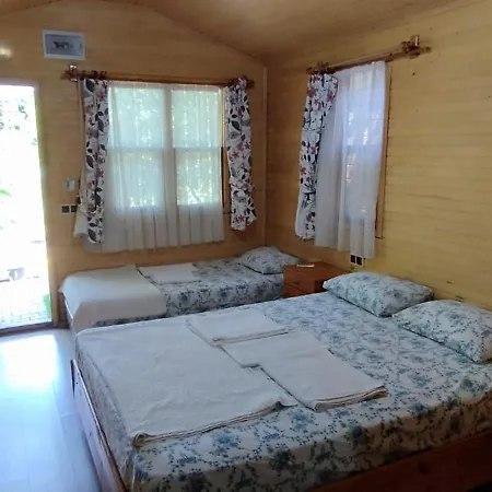 Varuna & Restaurant Guest house *